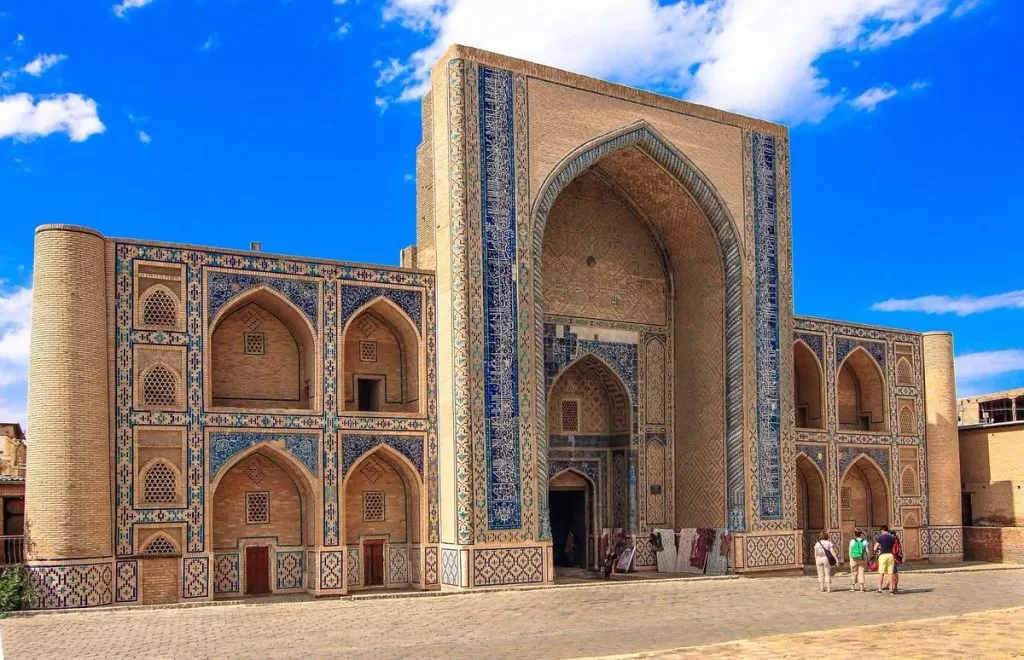 Ulugh-beg_madrasah 2